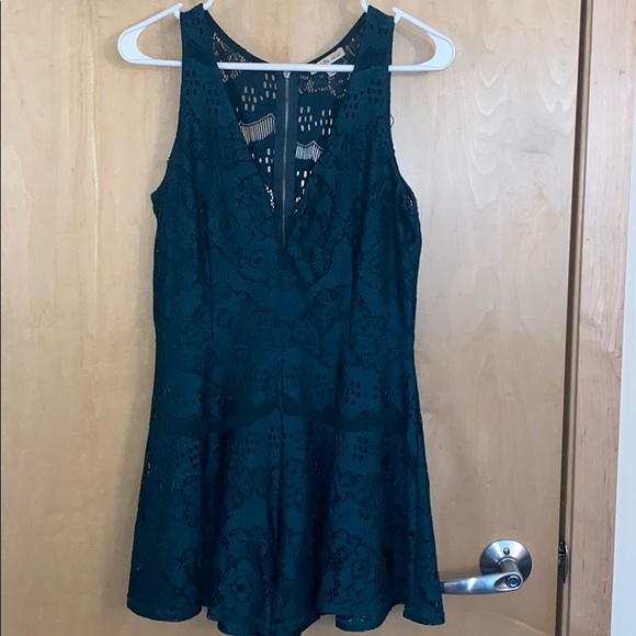 Lace romper - Picture 1 of 2